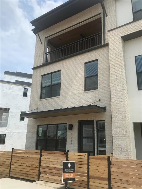 Foto del edificio - 4522 Unity Cir