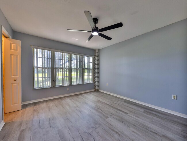Foto del edificio - 3901 Loquat Rd