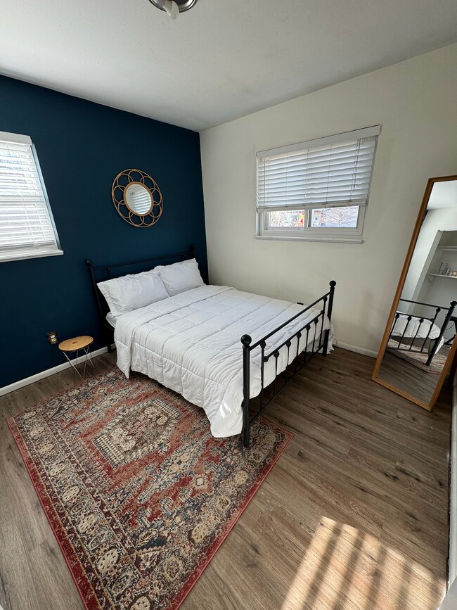 Foto del edificio - 7370 Utica St