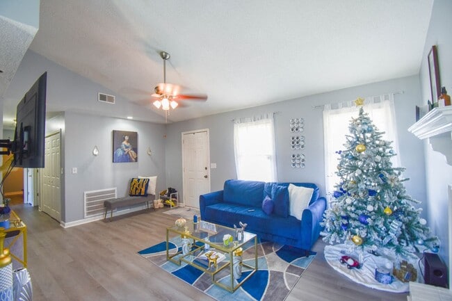 Building Photo - Coming Soon-First Full Months Rent FREE- 3 Bedroom 2 Bathroom- Pets Considered