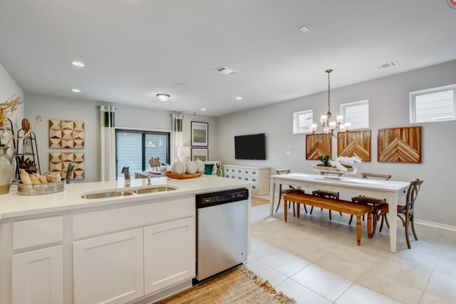 Building Photo - 1736 Artesian Springs Crossing