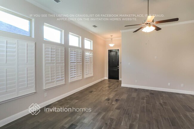 Foto del edificio - 708 Boardwalk Way