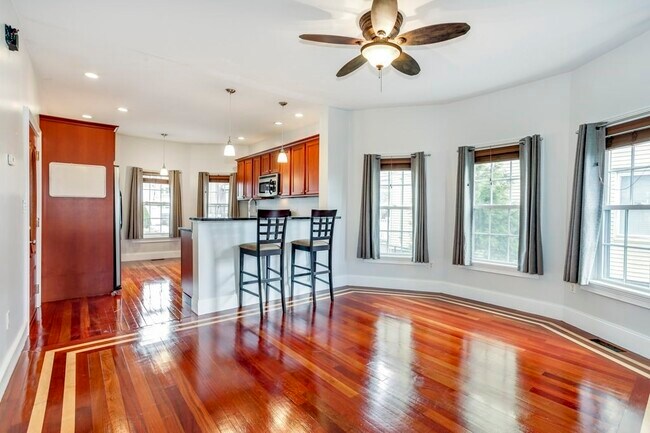 Foto del edificio - 77 Adams St