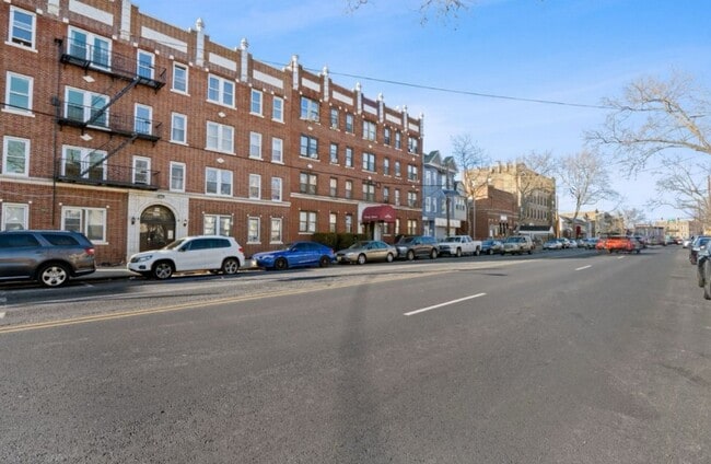 Building Photo - 2271 John F. Kennedy Blvd