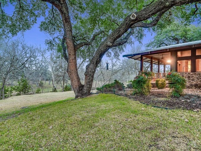 Building Photo - 2020 Jacobs Well Rd