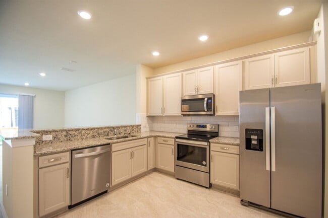 Foto del edificio - 3912 Plainview Dr