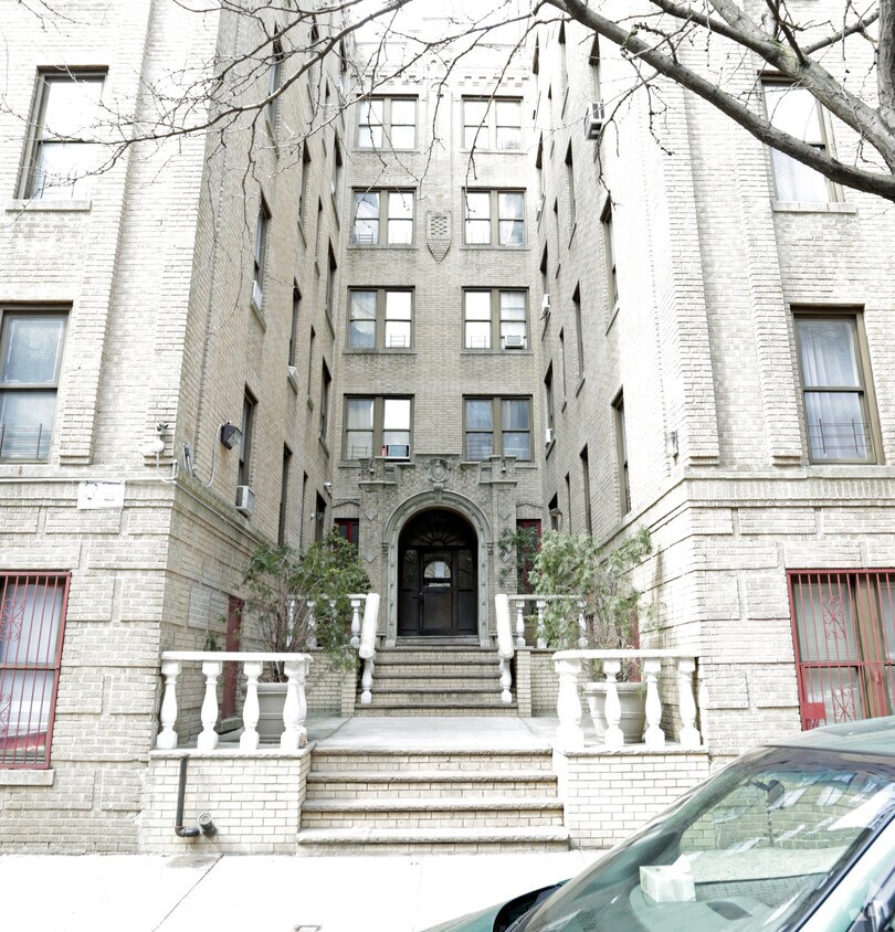 Foto del edificio - 3145 Rochambeau Ave