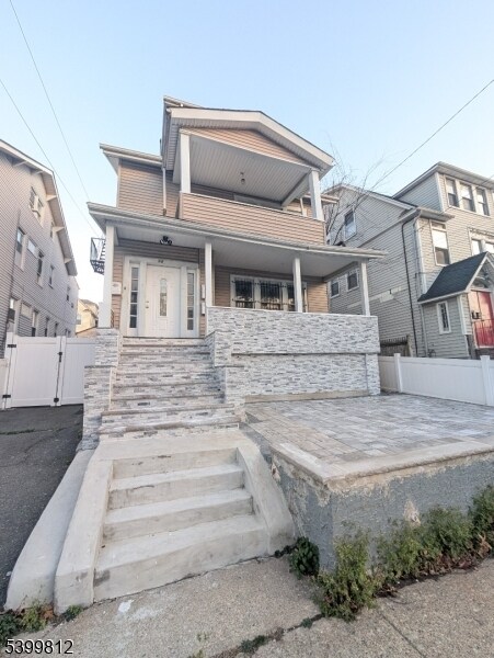 Foto del edificio - 54 Cedar Ave