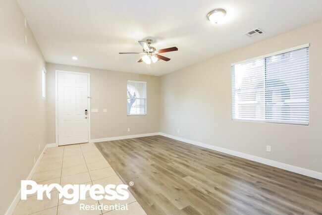 Building Photo - 7333 Caballo Range Ave
