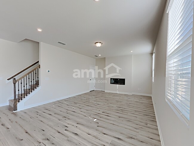 Building Photo - 4317 Fieldcrest Dr
