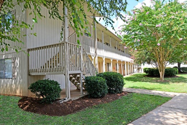 Building Photo - Glennwood Apartments