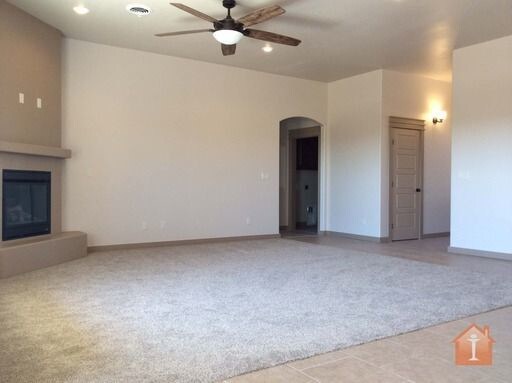 Building Photo - 2805 Rabbitbrush Dr