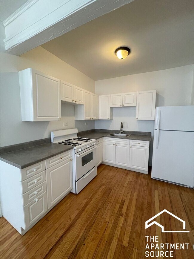 Foto del edificio - 1012 W Loyola Ave