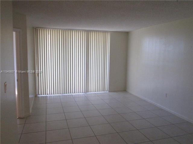 Foto del edificio - 8215 SW 152nd Ave