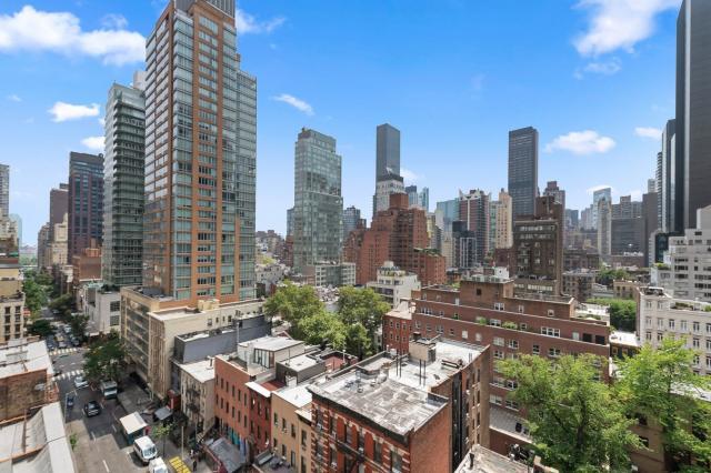 Foto del edificio - 2 bedroom in NEW YORK NY 10022