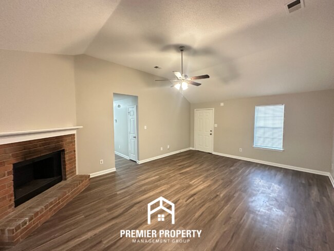 Foto del edificio - 6726 State Line Rd