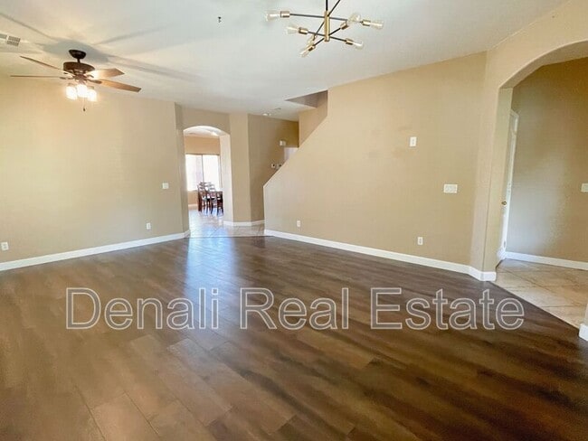 Building Photo - 22256 E Via Del Rancho Rd