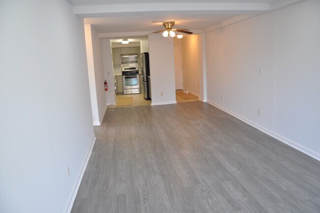 Building Photo - 1426 Springfield Ave