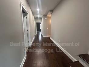 Building Photo - 3111 St Elmo Ave