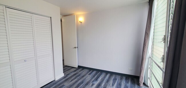Foto del edificio - Convenient 2 bed, 1 bath, 1 parking unit in Makiki
