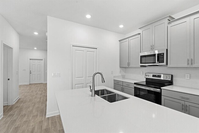 Building Photo - 3039 Ella Wy