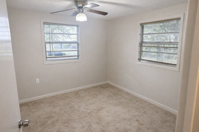 Building Photo - 10019 Curley Rd