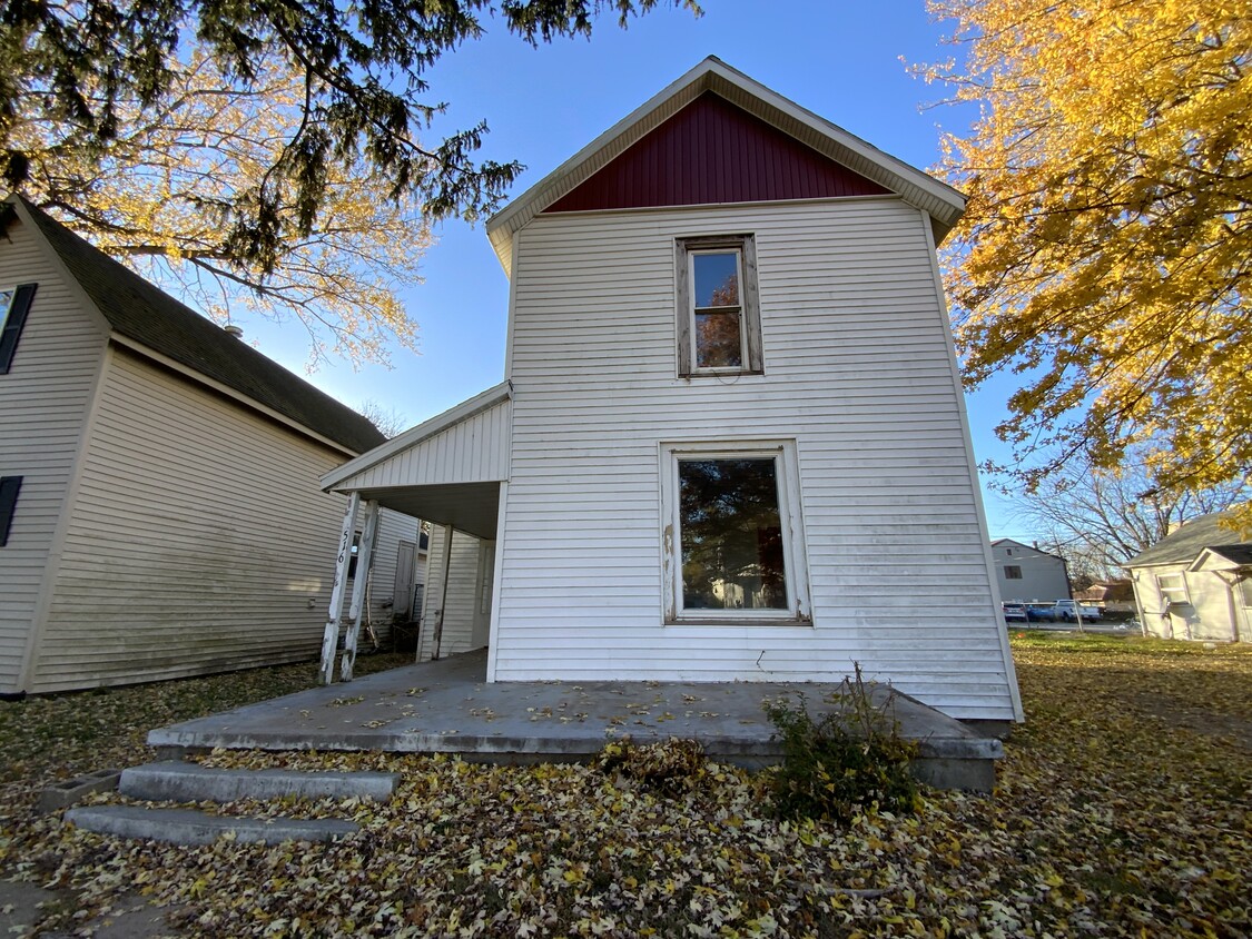 516 Sheridan St, Danville, IL 61832 House Rental in Danville, IL