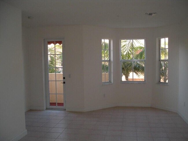 Photo - 3808 Shoma Dr Apartment
