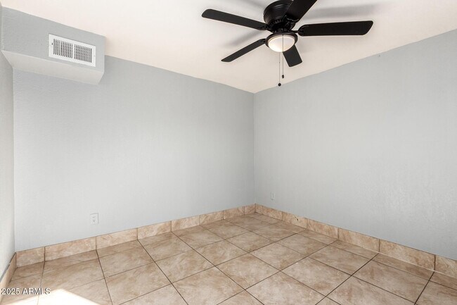 Foto del edificio - 1920 W Tonto St