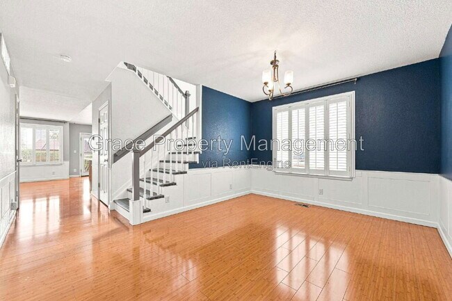 Building Photo - 10982 N Steele St