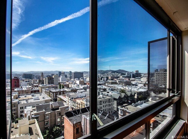 Building Photo - 1177 California St