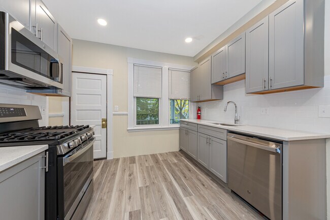 Foto del edificio - 42 Brackett St