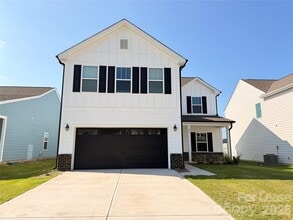 Building Photo - 242 Redondo Dr
