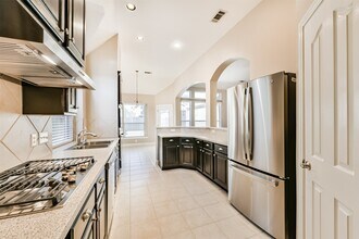 Building Photo - 1712 Hidden Brook Ln