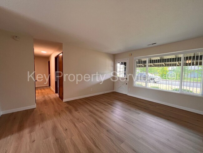 Foto del edificio - Beautifully Renovated Ranch in Vancouver H...