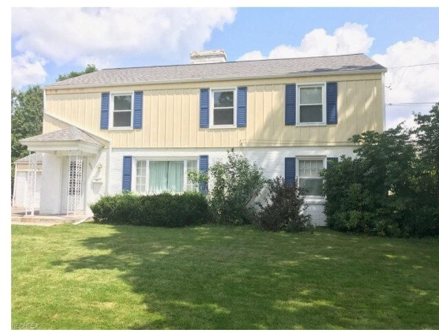 Building Photo - 304-306 White House Ln