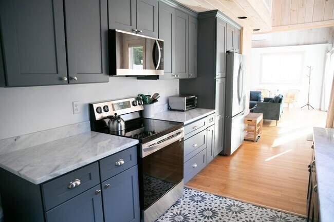 Foto del edificio - 46 Highland Ave