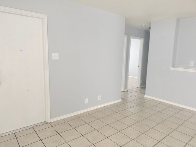 Foto del edificio - 10607 Shaenview