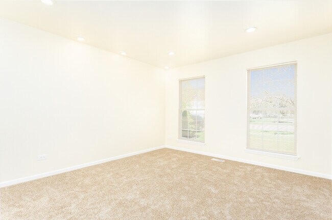 Foto del edificio - 1016 Sanctuary Ln