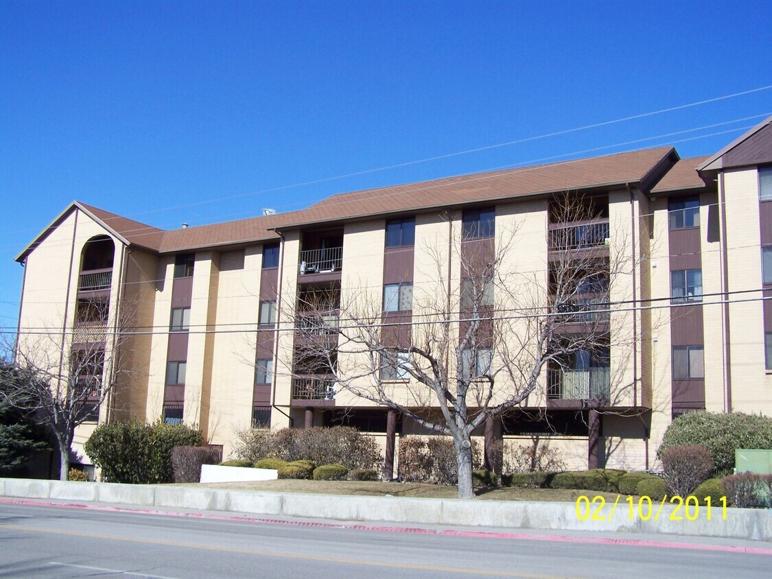 2244 N Canyon Rd Unit 103, Provo, UT 84604 Condo for Rent in Provo