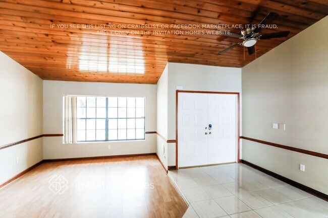 Building Photo - 16630 NW 82nd Ave