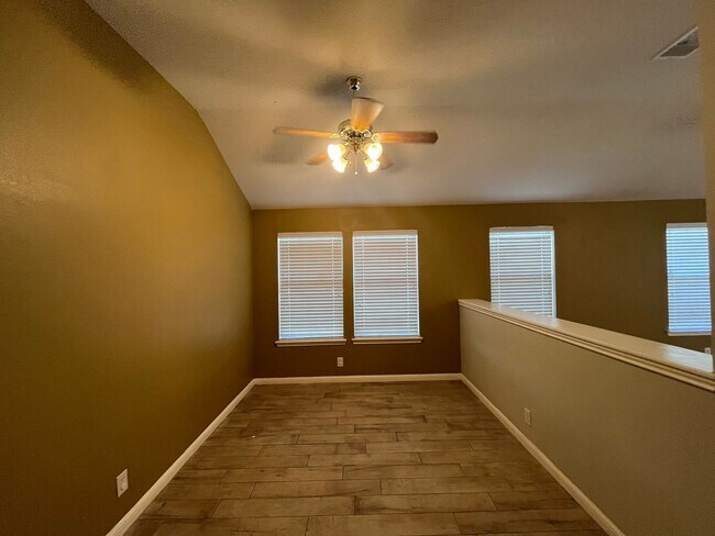 Foto del edificio - 7234 Autumn Acres