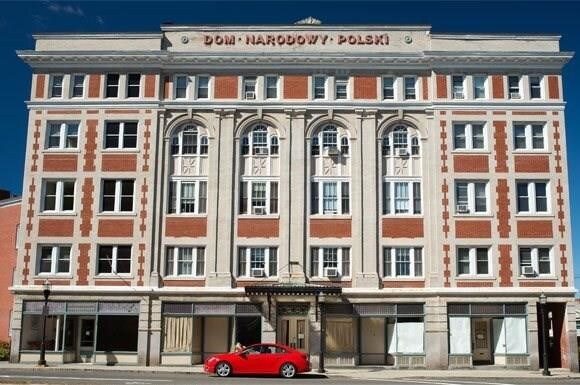 Building Photo - 144 Cabot St