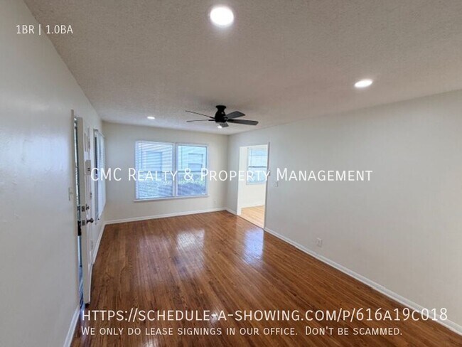 Foto del edificio - 4512 N Banner Dr