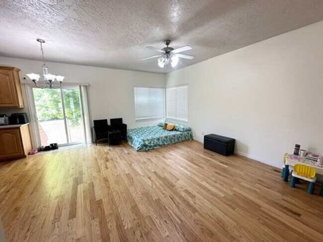 Foto del edificio - 1563 W Turtle Dove Ln