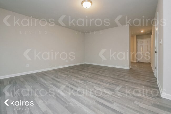 Building Photo - 7540 Congregation St