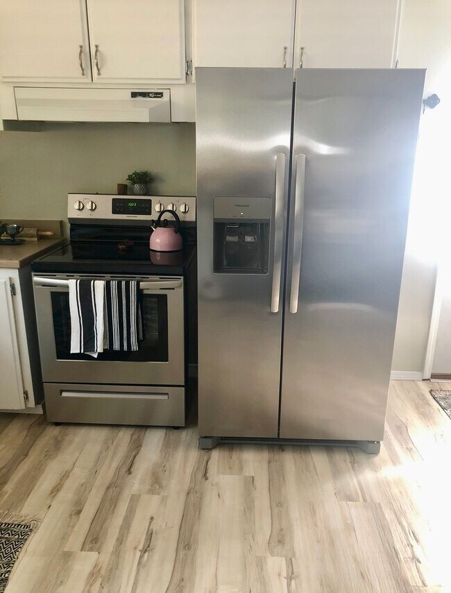 Foto del edificio - Come take a look at this 3-bedroom 2-bath home in Dover.