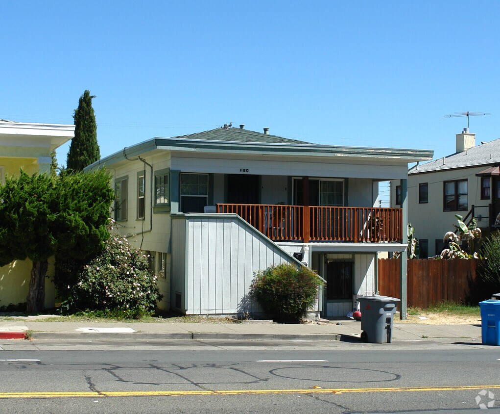 Foto principal - 1120 Florida St