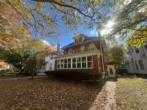 Building Photo - 810 W Edwards St