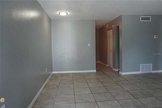 Foto del edificio - 12401 Oak Cedar Pl